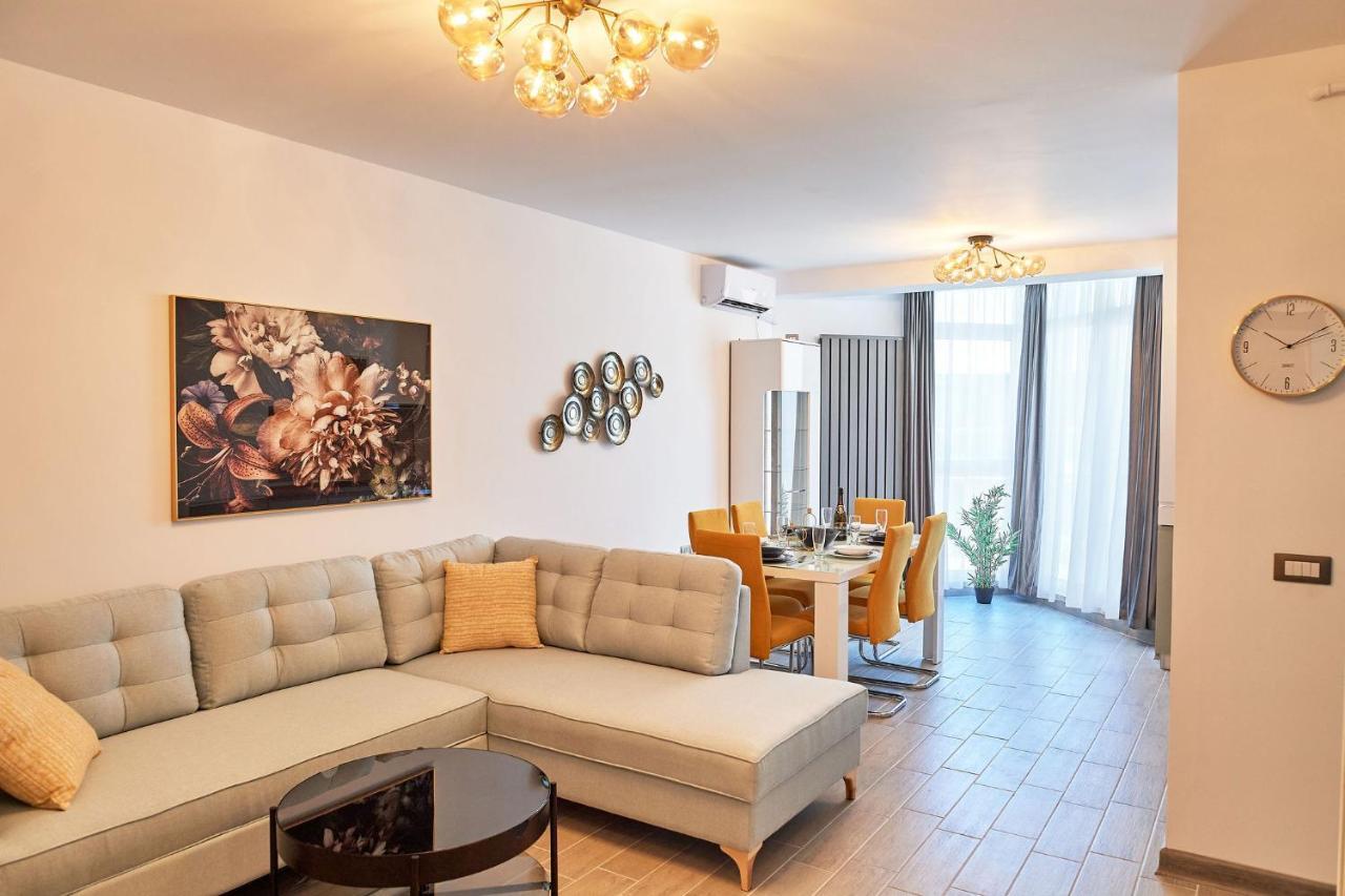 Mimosa Luxury 161 N Pool דירה Năvodari